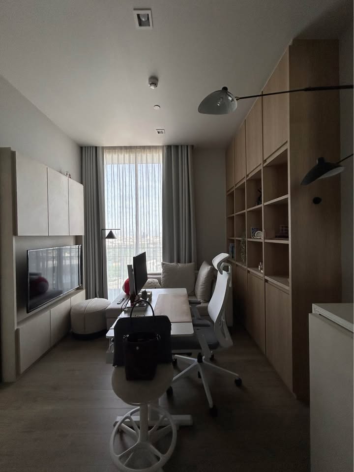 The Crest Park Residences 1-Bedroom Condo near BTS Ha Yaek Lat Phrao