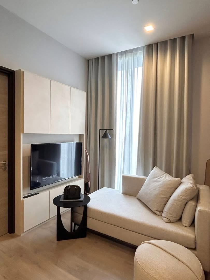 The Crest Park Residences 1-Bedroom Condo near BTS Ha Yaek Lat Phrao