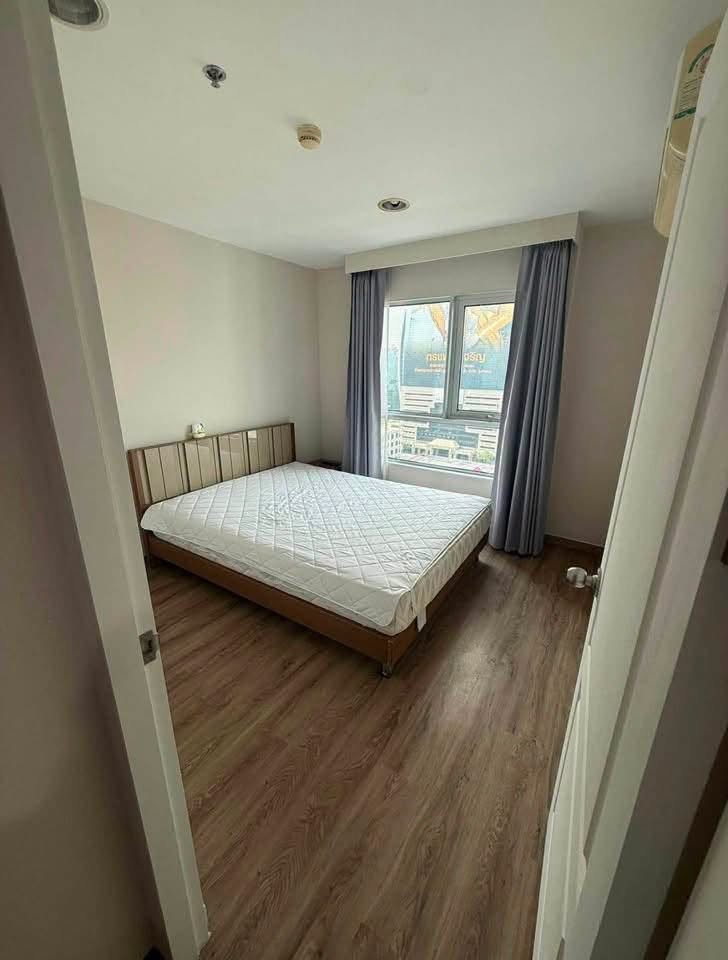 Bell Grand Rama 9 1-Bedroom Condo near MRT Rama 9