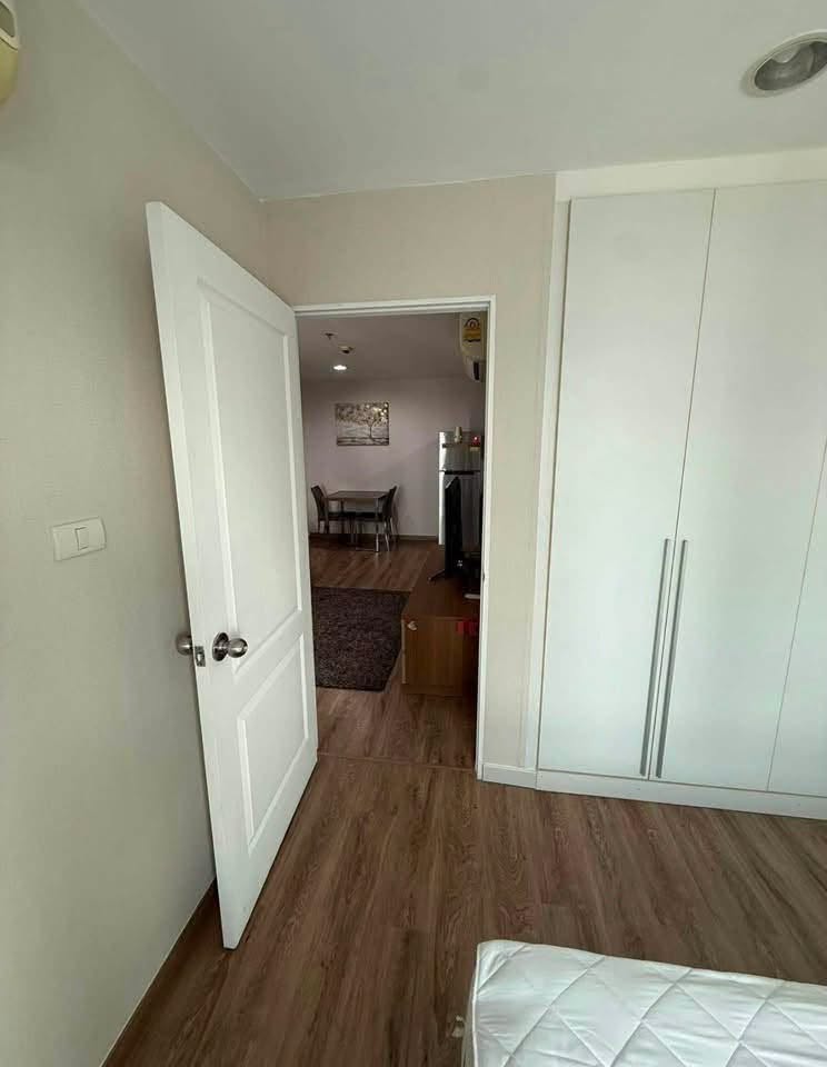Bell Grand Rama 9 1-Bedroom Condo near MRT Rama 9
