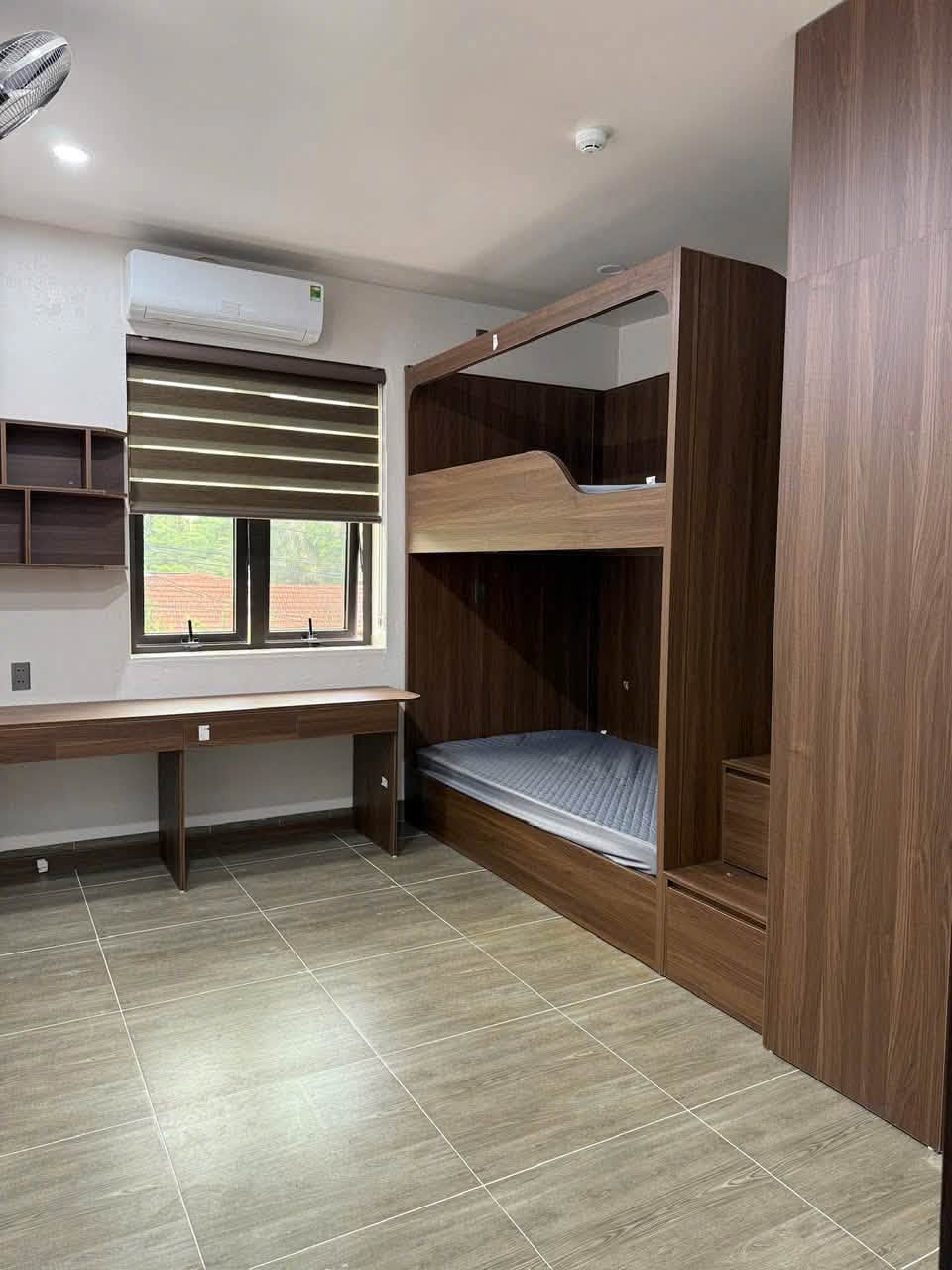 Tung Lam Building Rooms near Ha Long University