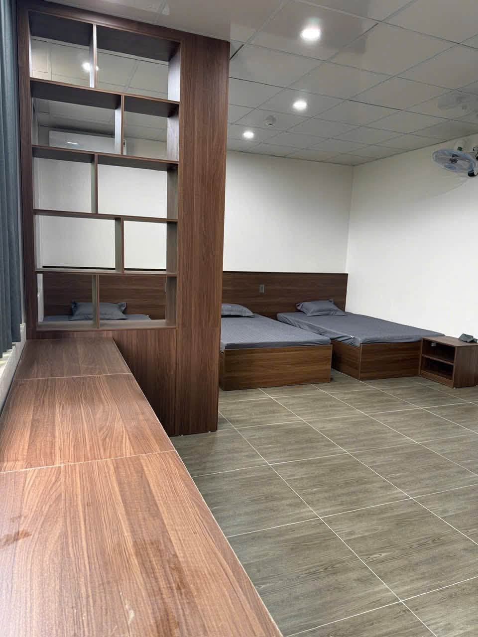 Tung Lam Building Rooms near Ha Long University