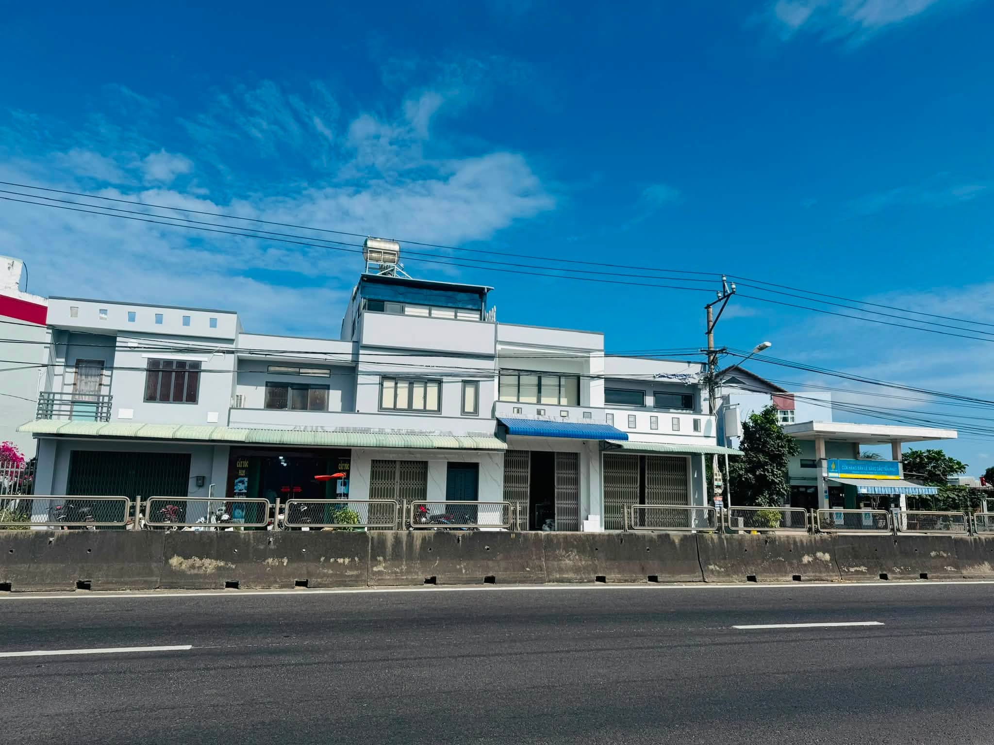 Fully Equipped 2-Room Rental near Ong Do Bridge in Tuy Phuoc