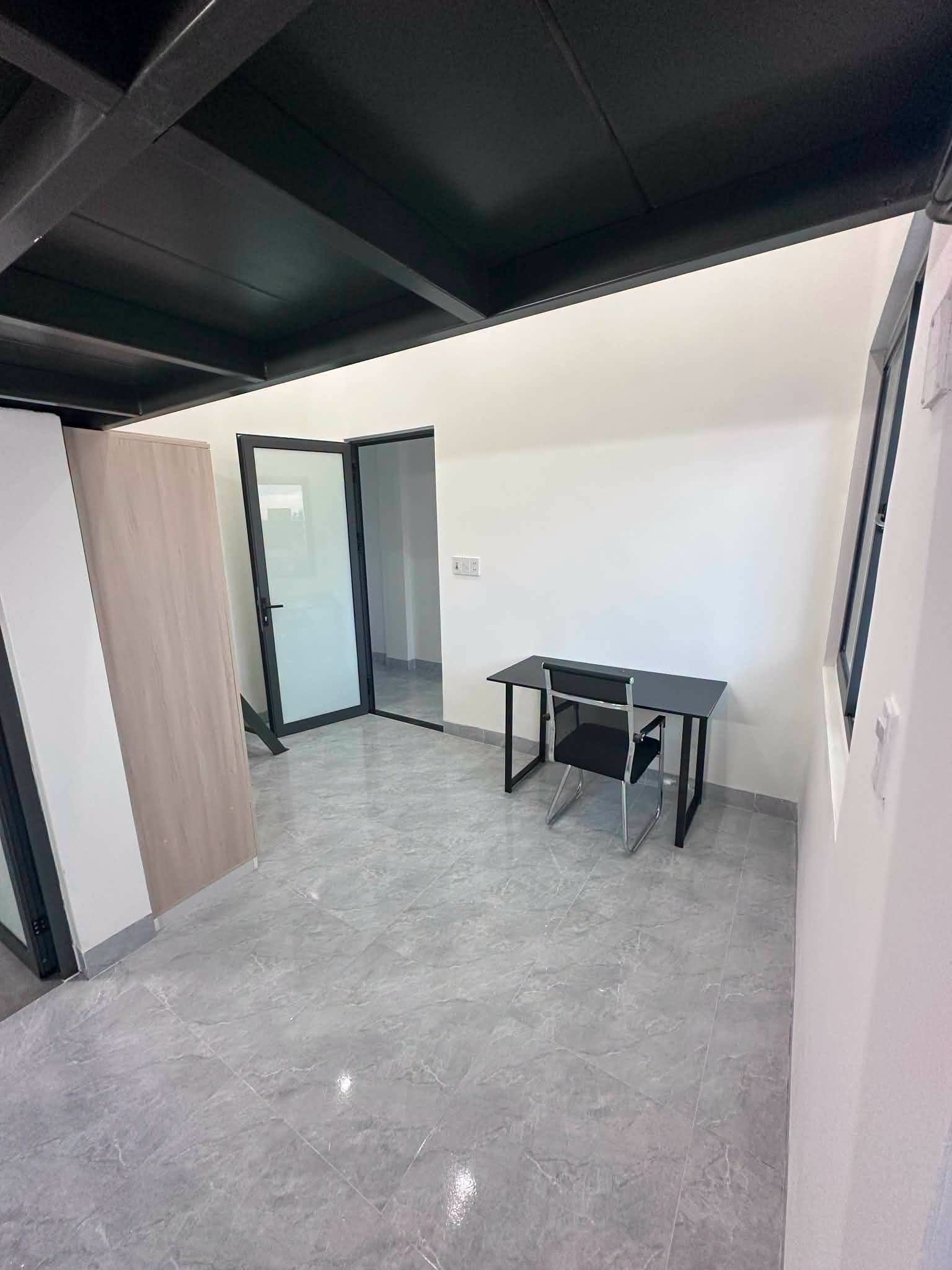 A-N-T Fully Furnished Balcony Room in Bau Va, Hue