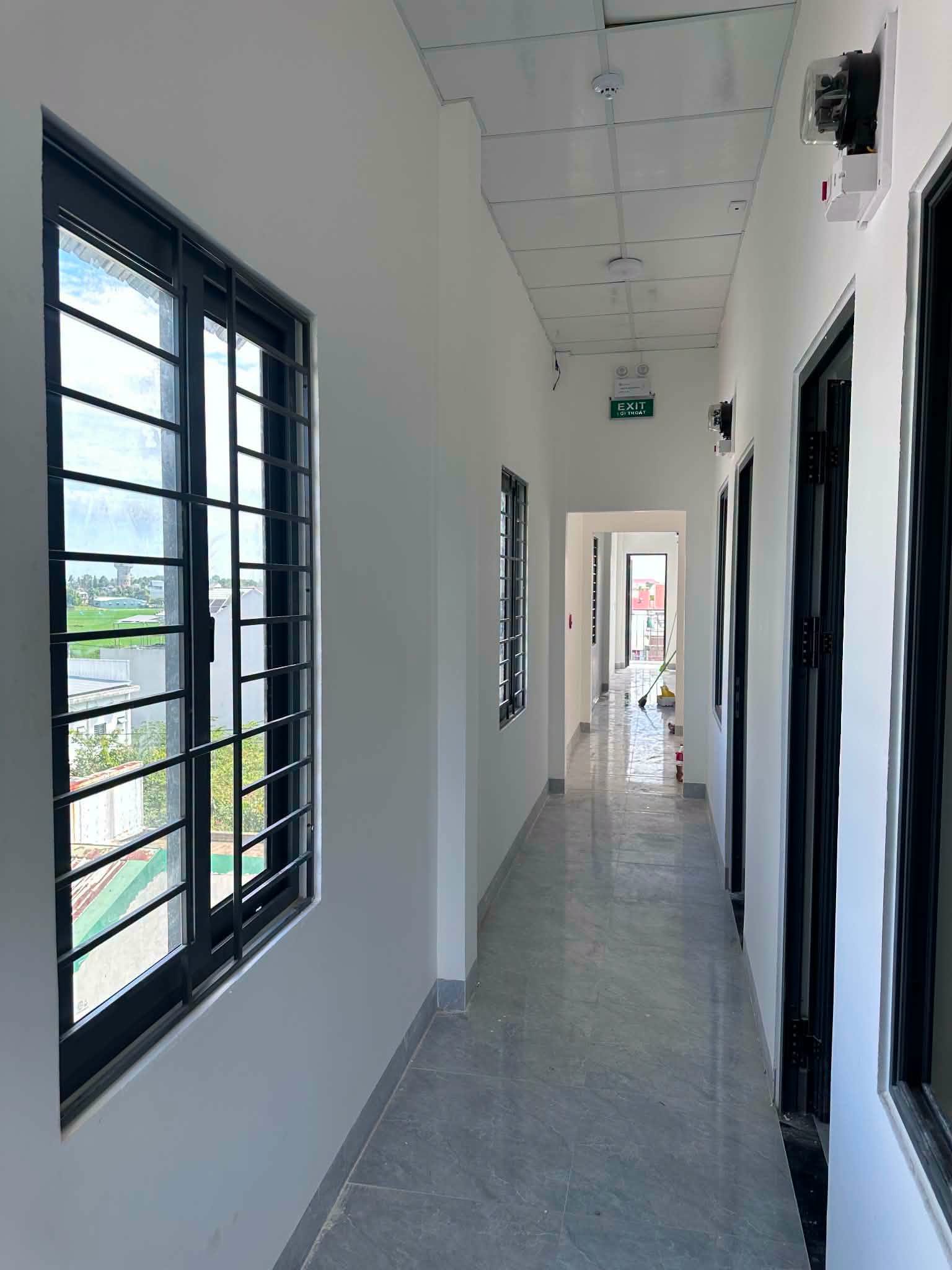 A-N-T Fully Furnished Balcony Room in Bau Va, Hue