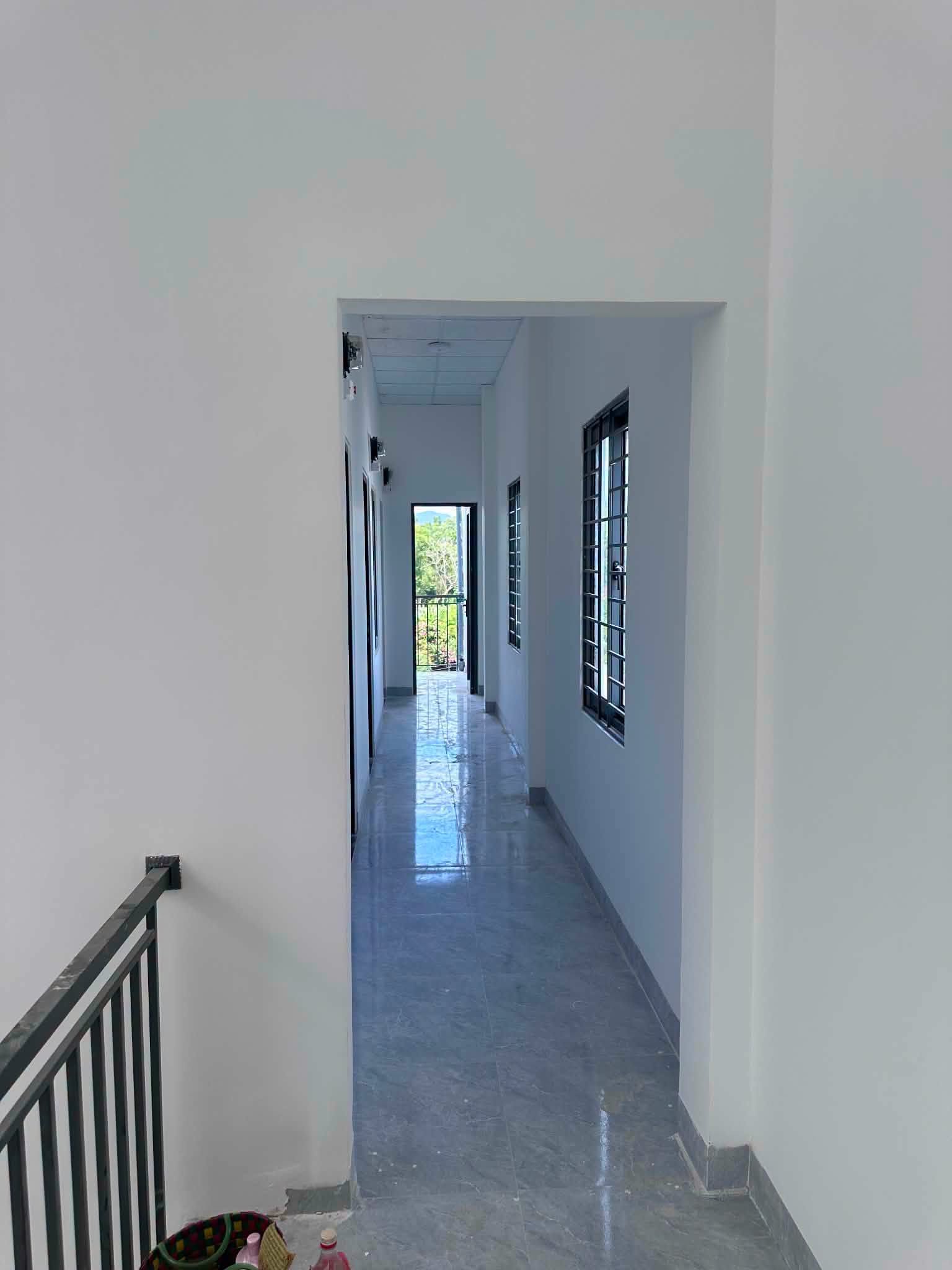 A-N-T Fully Furnished Balcony Room in Bau Va, Hue