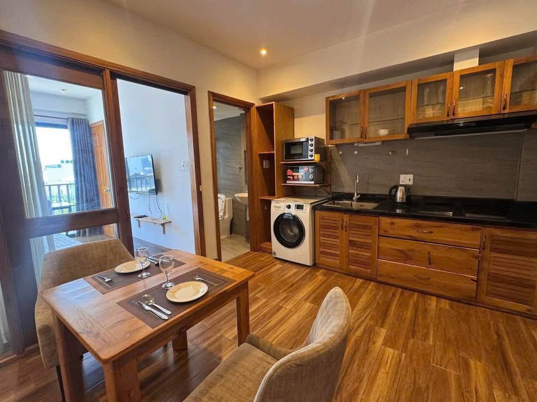 1-Bedroom Apartment with Pool near Nguyen Xuan Khoat Street