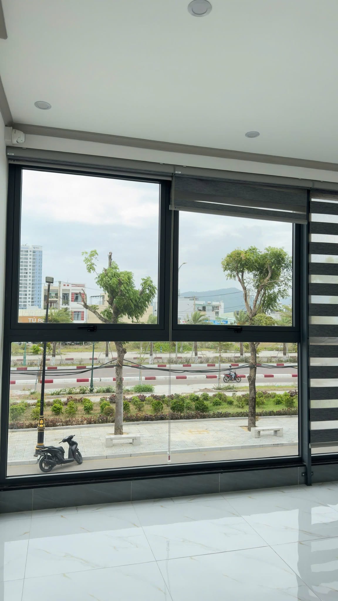 Fully Equipped 4-Storey Shophouse for Rent at Dai Phu Gia Urban Area