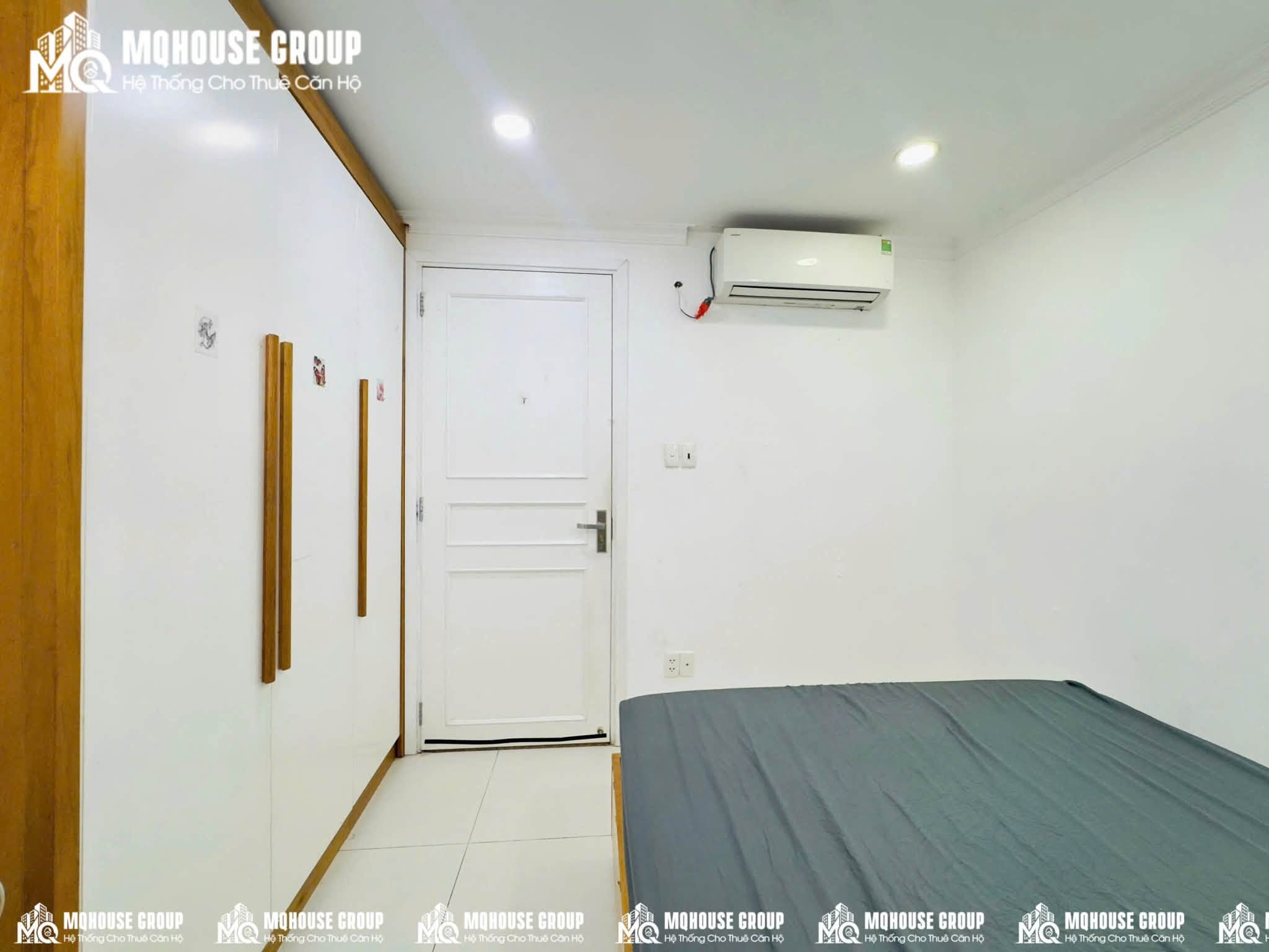 Fully Furnished Garden Penthouse near Ba Chieu Market and Cau Bong