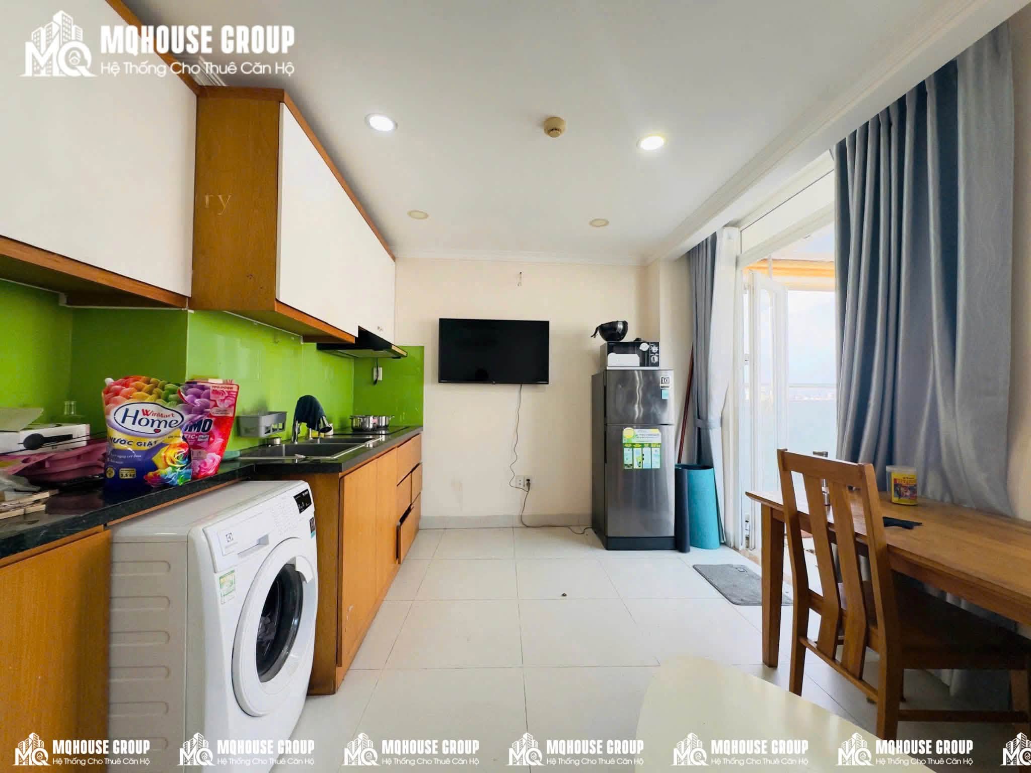Fully Furnished Garden Penthouse near Ba Chieu Market and Cau Bong