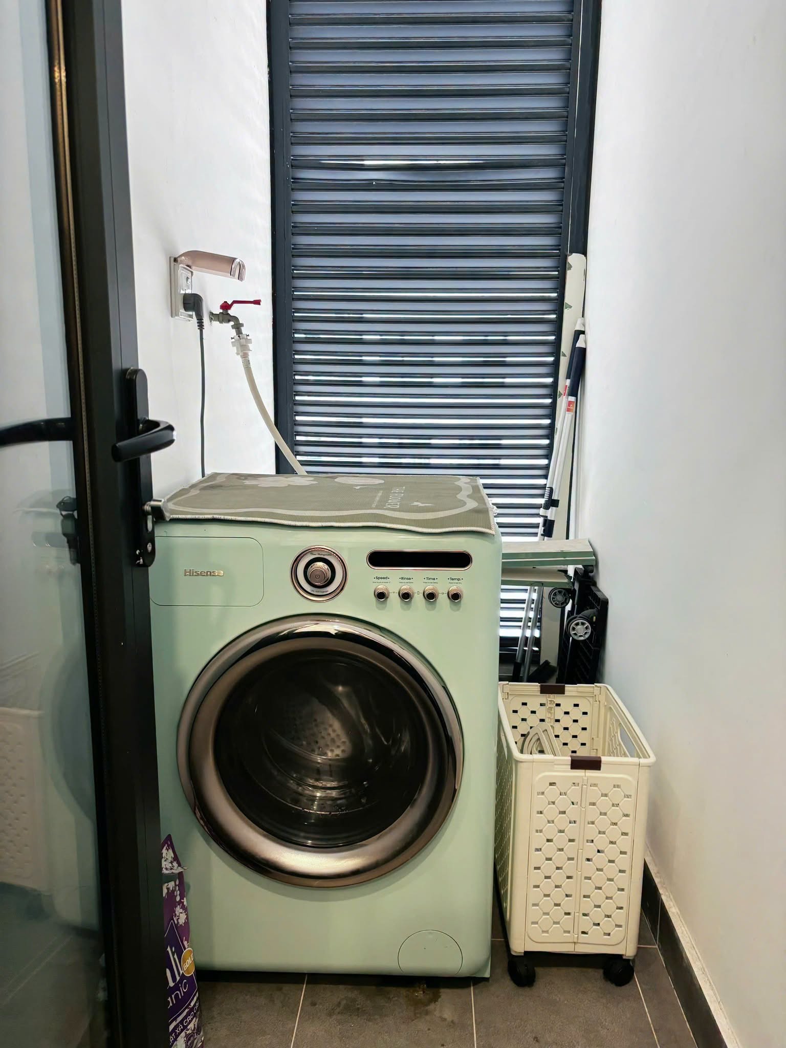 Luxury Fully Furnished 3-Bedroom Apartment at Hoang Huy Commerce