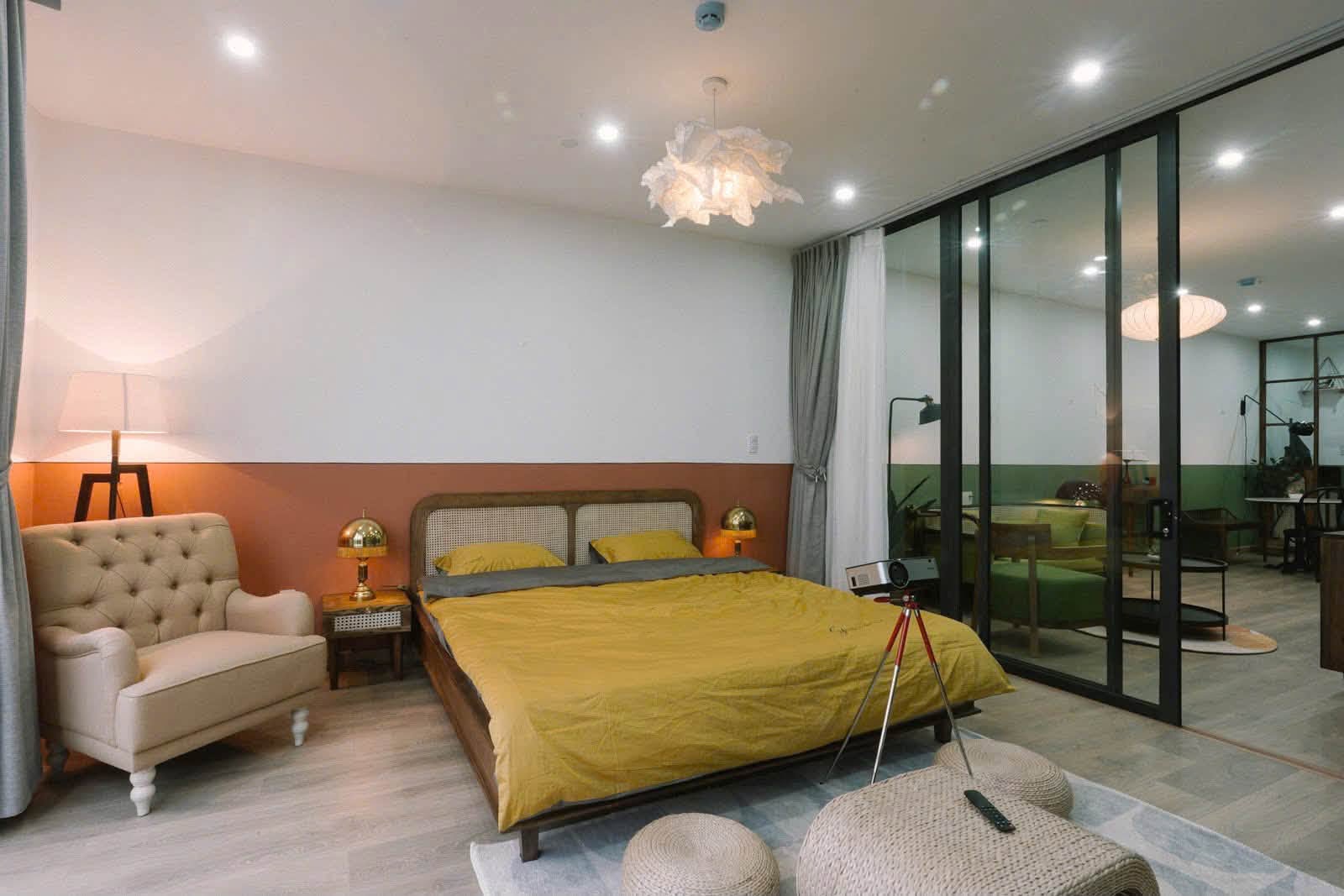 Private Fully Furnished 1-Bedroom Apartment on Tran Hung Dao Street