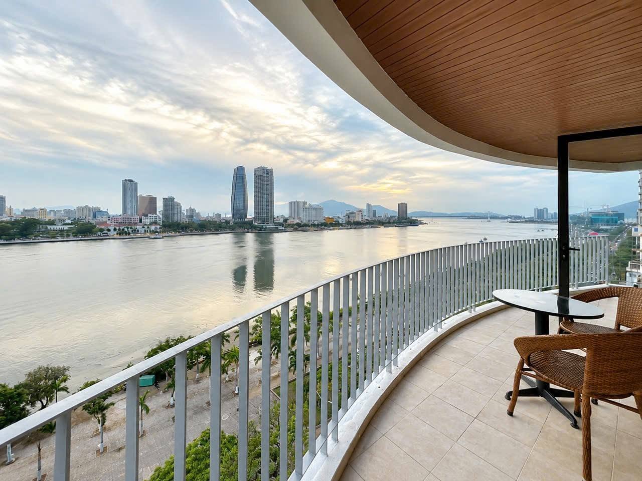 Fully Furnished 1-Bedroom Apartment on Tran Hung Dao Street