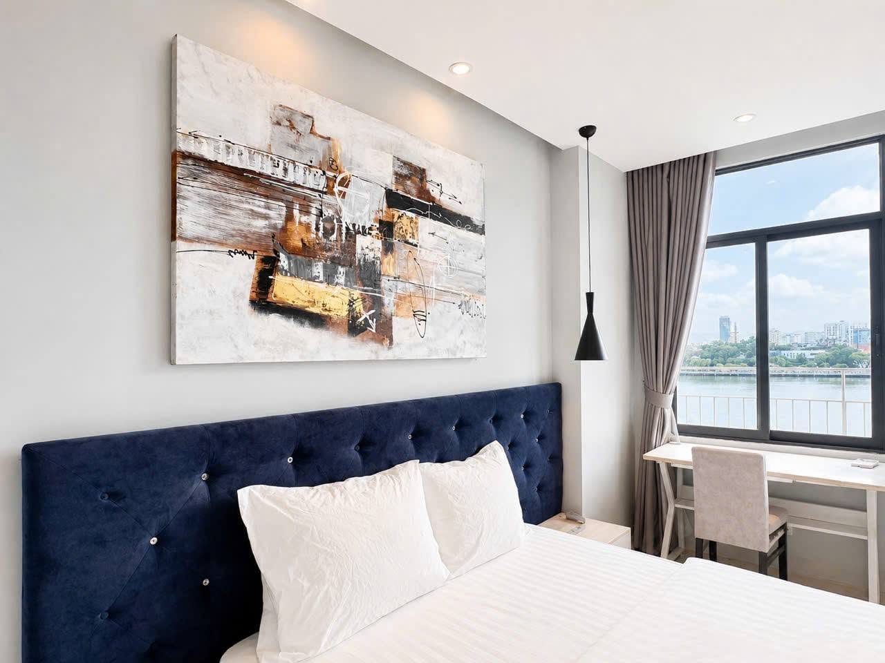 Fully Furnished 1-Bedroom Apartment on Tran Hung Dao Street