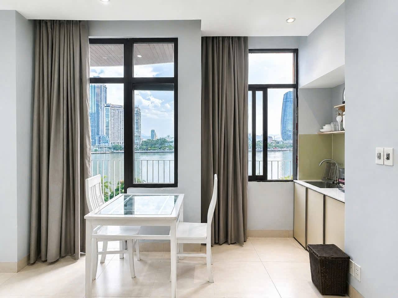 Fully Furnished 1-Bedroom Apartment on Tran Hung Dao Street