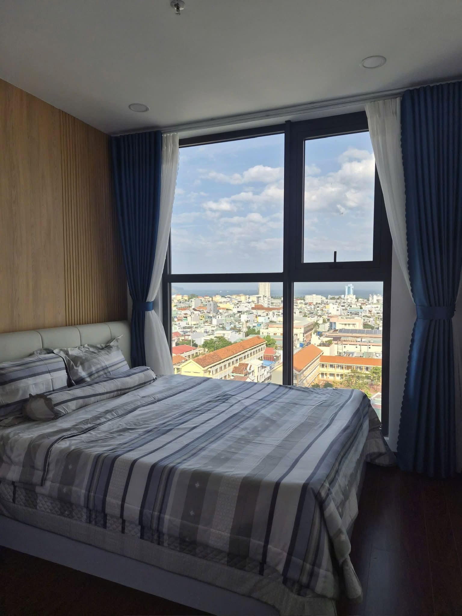 Fully Furnished 3-Bedroom Apartment at Phu Tai Central Life