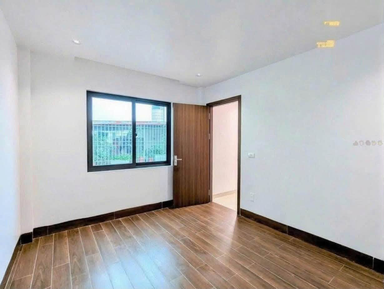 Fully Furnished 4-Bedroom House near Thien Loi Street