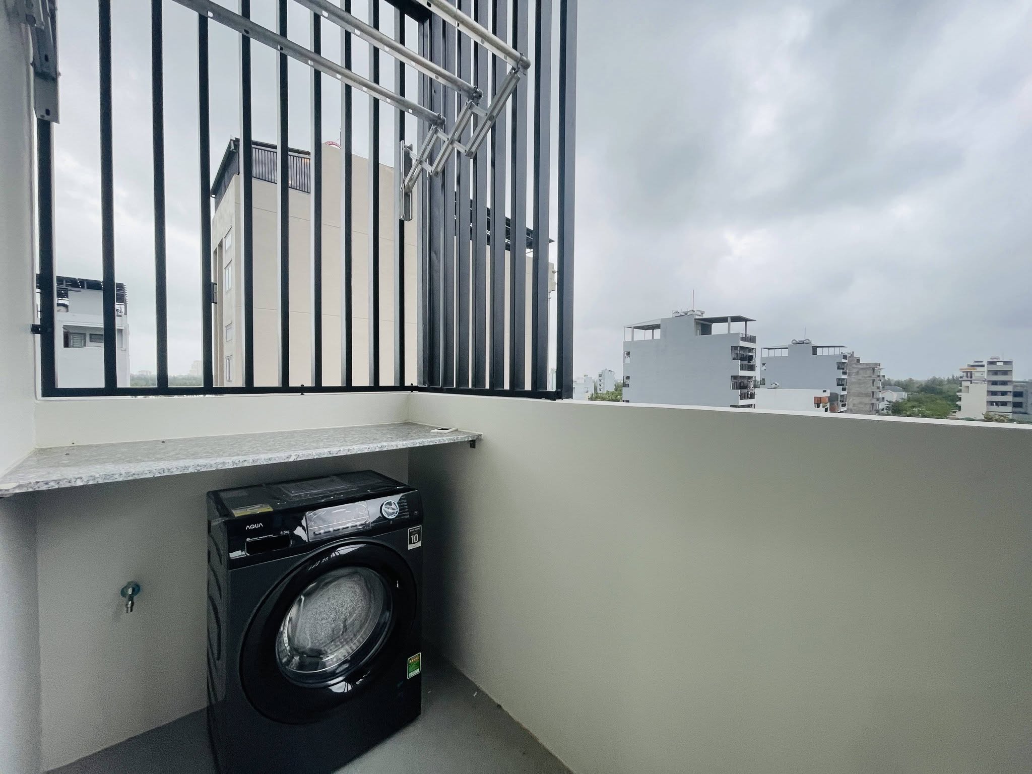 Fully Furnished Apartment with Private Washing Machine in FPT City