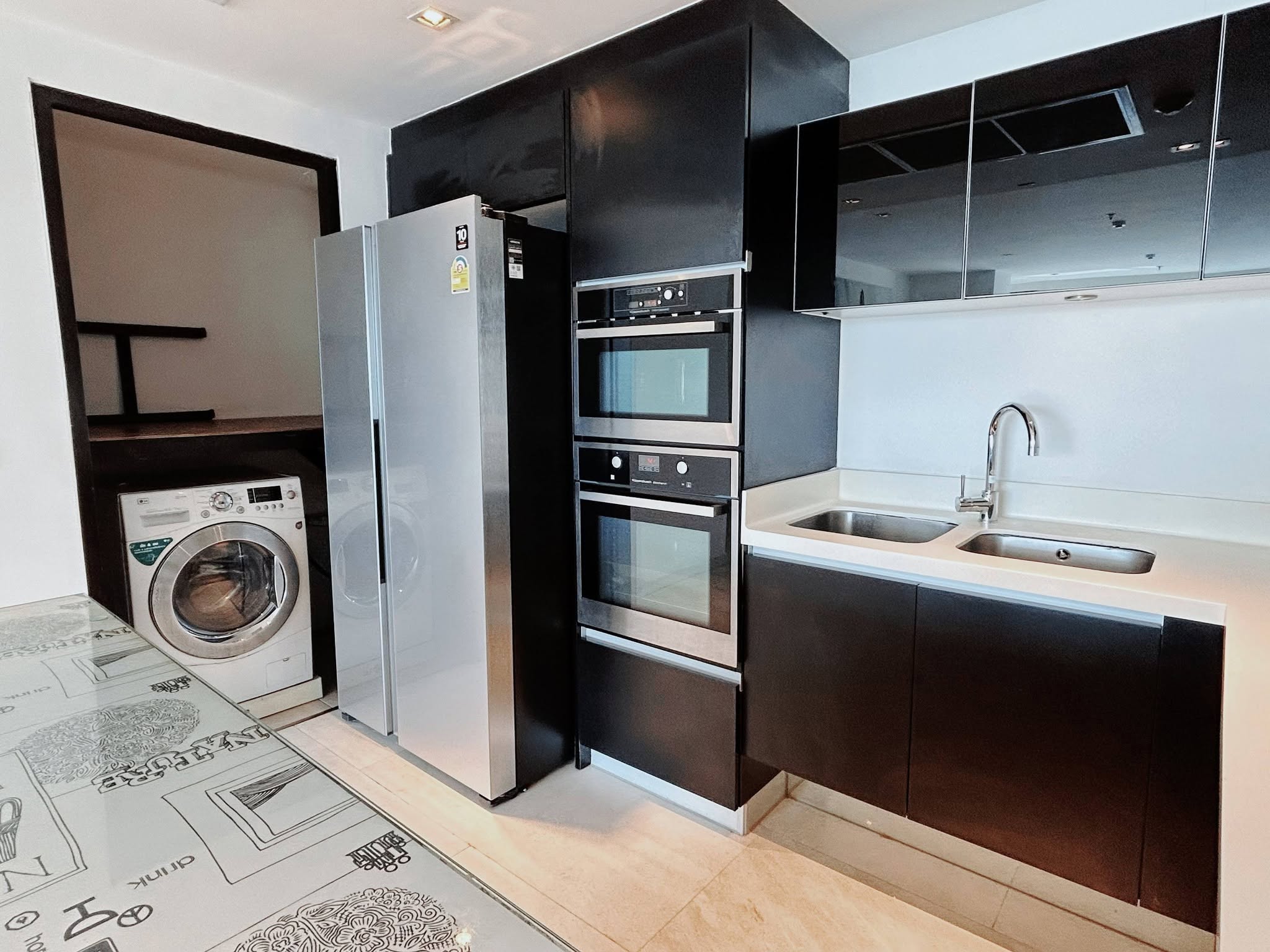 Luxury Fully Furnished 3-Bedroom Apartment at Eight Thonglor Residences