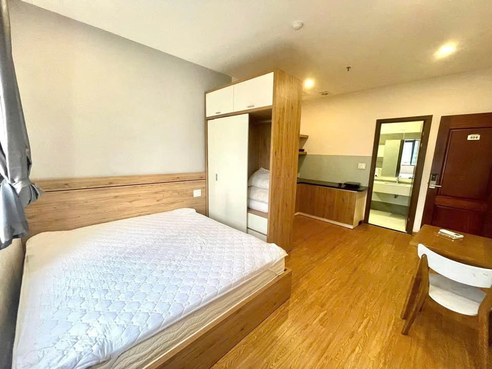 Fully Equipped 30m² Studio with Private Washing Machine on Dinh Thi Hoa Street