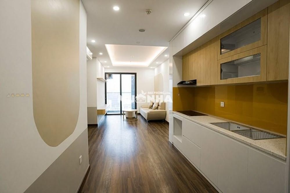 Fully Furnished 2-Bedroom Plus Apartment at Hoang Huy Commerce