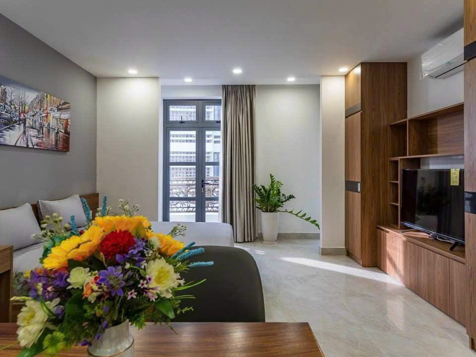 Affordable Fully Furnished 1-Bedroom Serviced Apartment with Private Balcony in Thao Dien