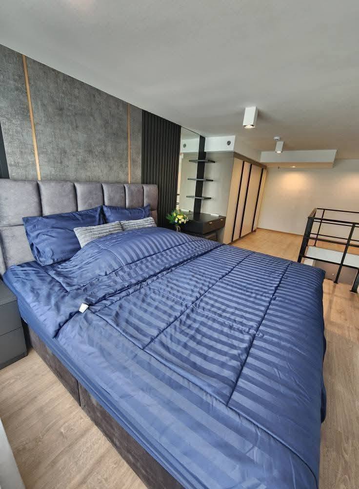 New Fully Furnished 2-Bedroom Duplex at Ideo Rama 9–Asoke