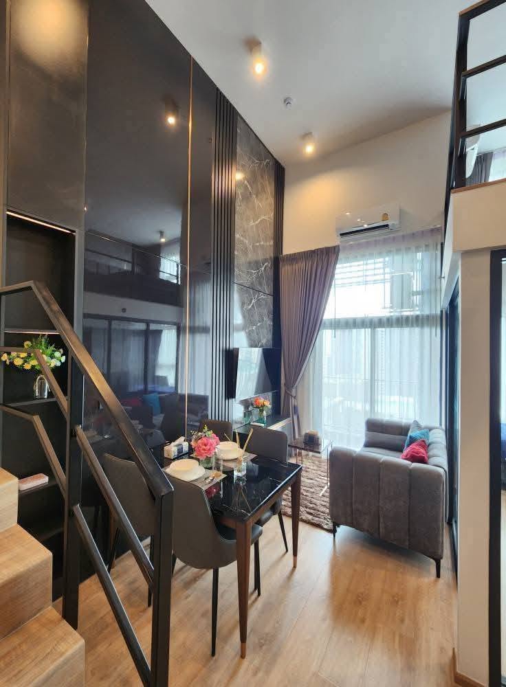 New Fully Furnished 2-Bedroom Duplex at Ideo Rama 9–Asoke