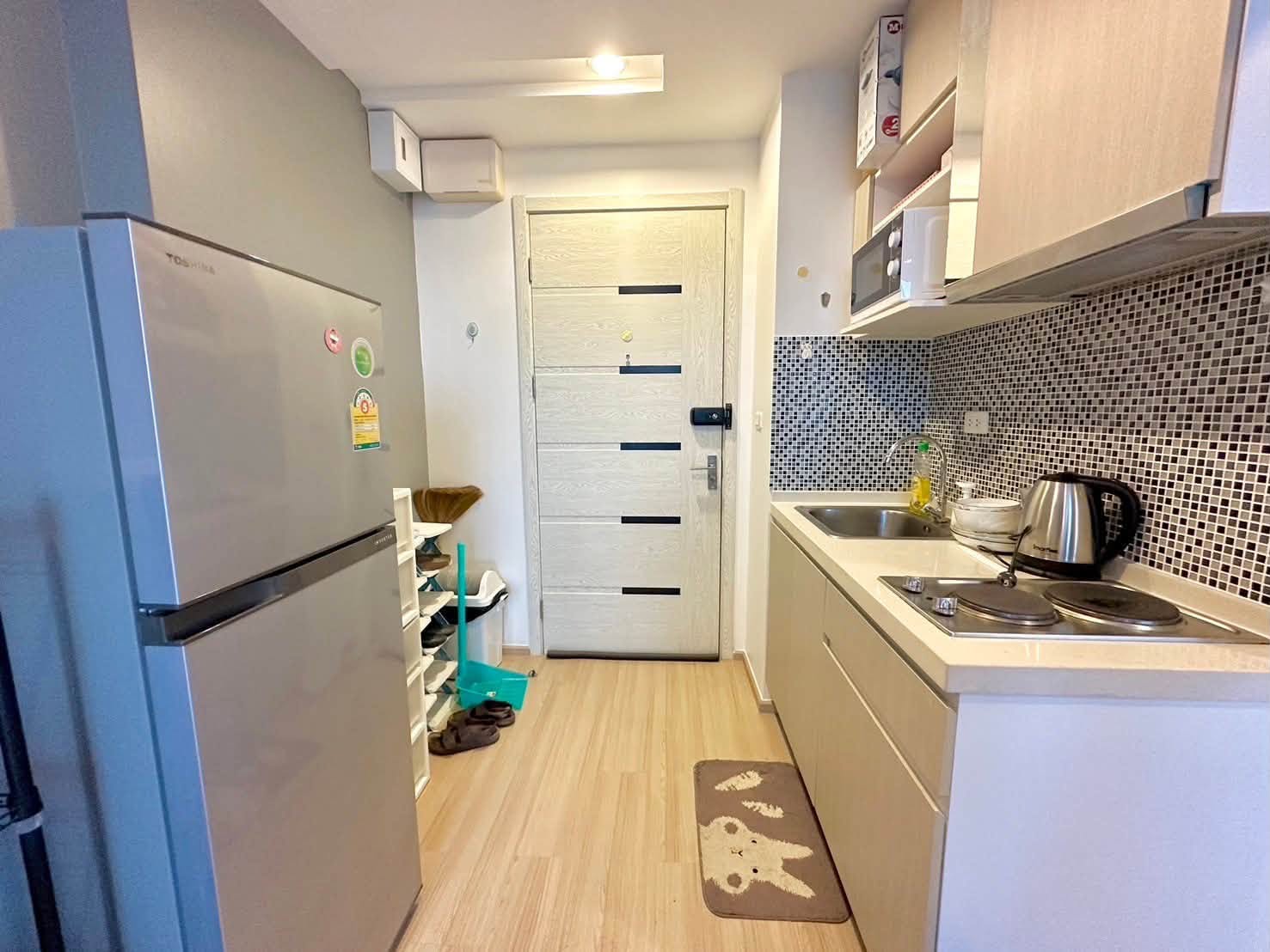 Fully Equipped High-Floor 1-Bedroom Condo with Wi-Fi at Artemis Sukhumvit 77
