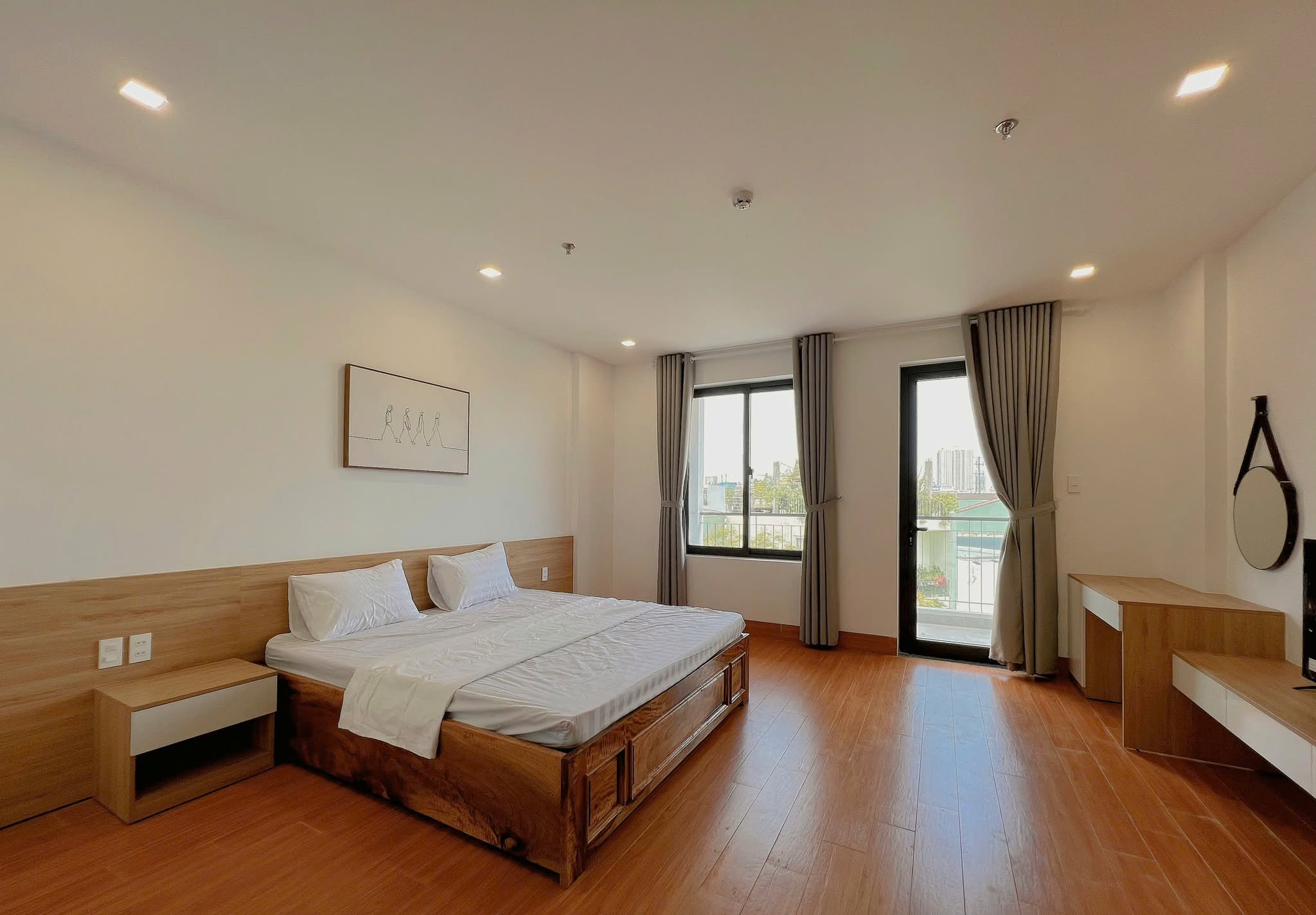 Fully Furnished Studio Apartment on Phan Huy Chú Street