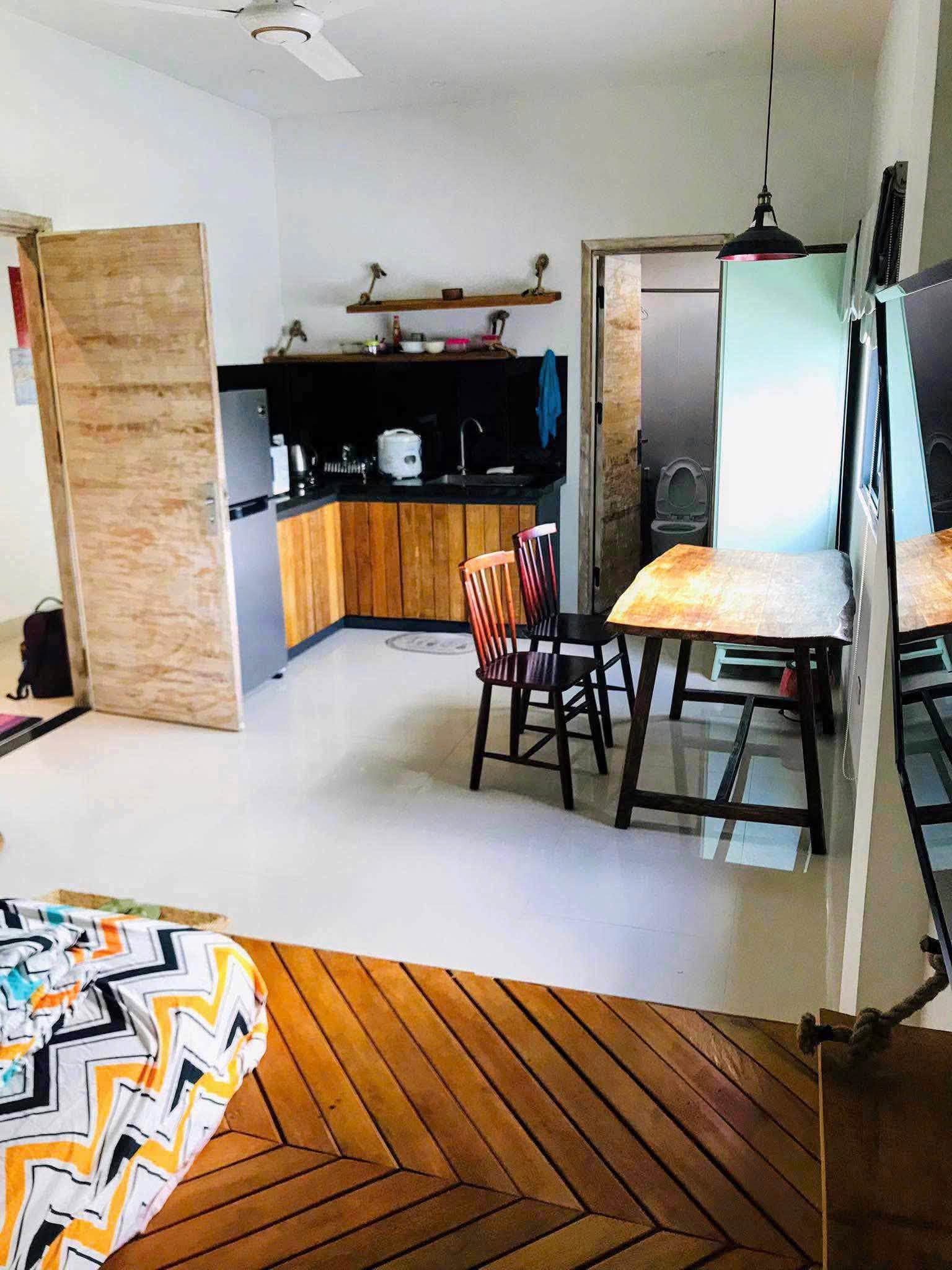 New Studio Apartment with Spacious Balcony near the Beach at Lamay Apartment