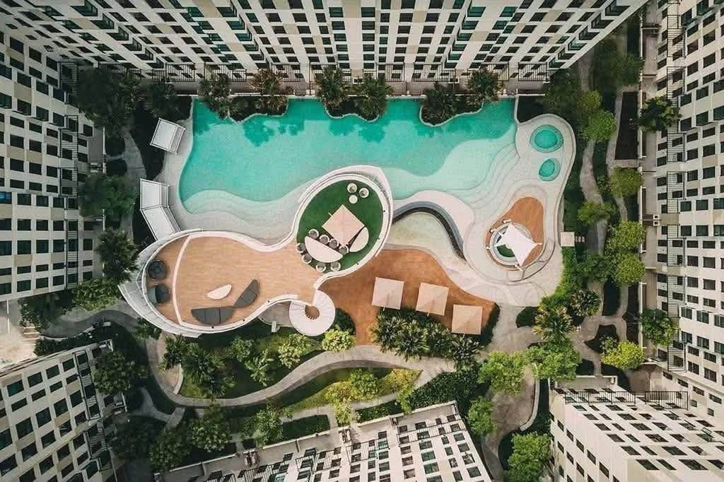 Fully Furnished Pool-View Studio with BTS Shuttle at Unio Sukhumvit 72 Phase 2  Apartment name