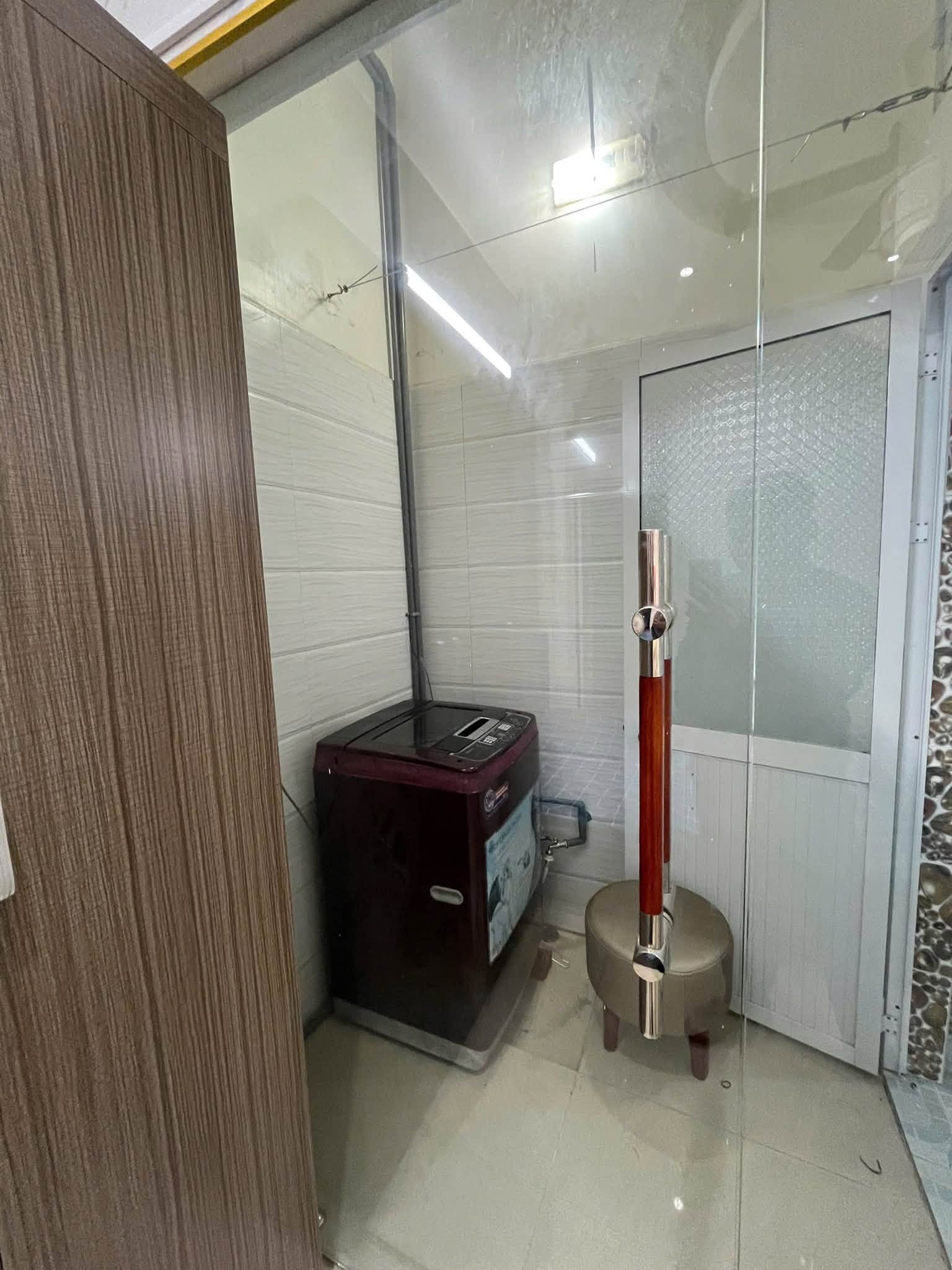 Furnished Room with Car Parking on Văn Cao
