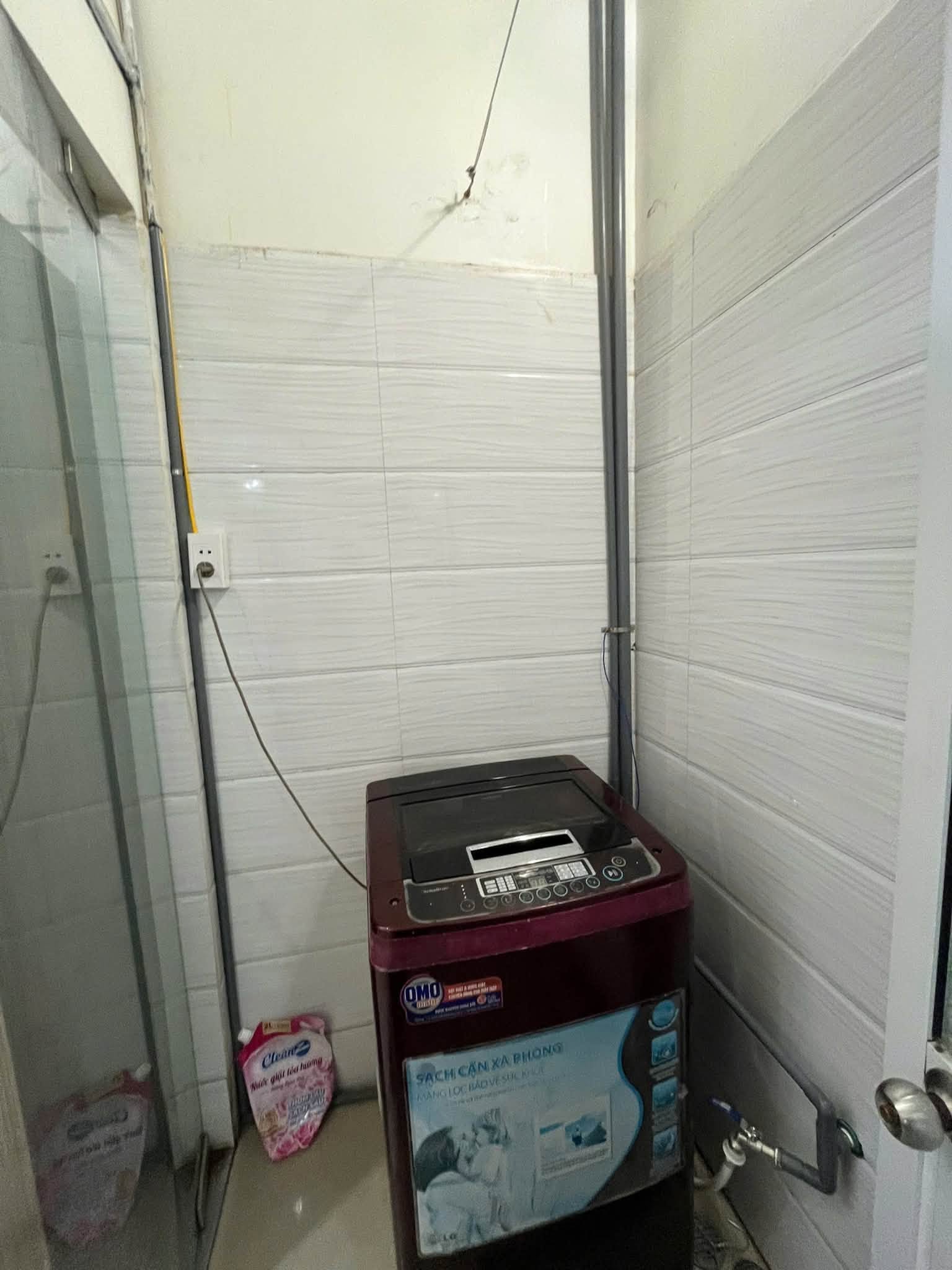 Furnished Room with Car Parking on Văn Cao