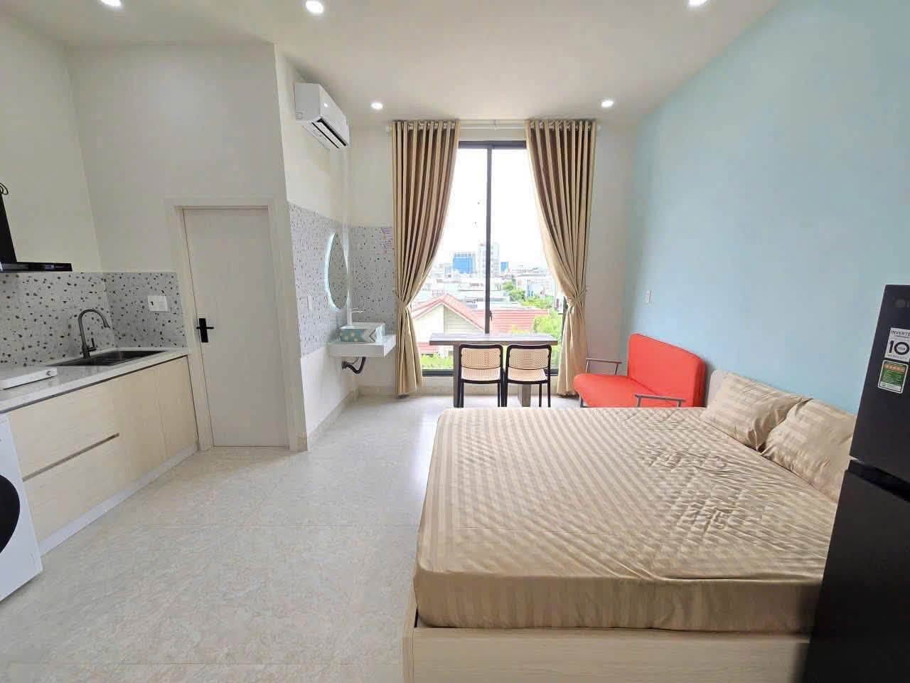 Brand-New Fully Furnished Studio on Nguyễn Quang Bích Street