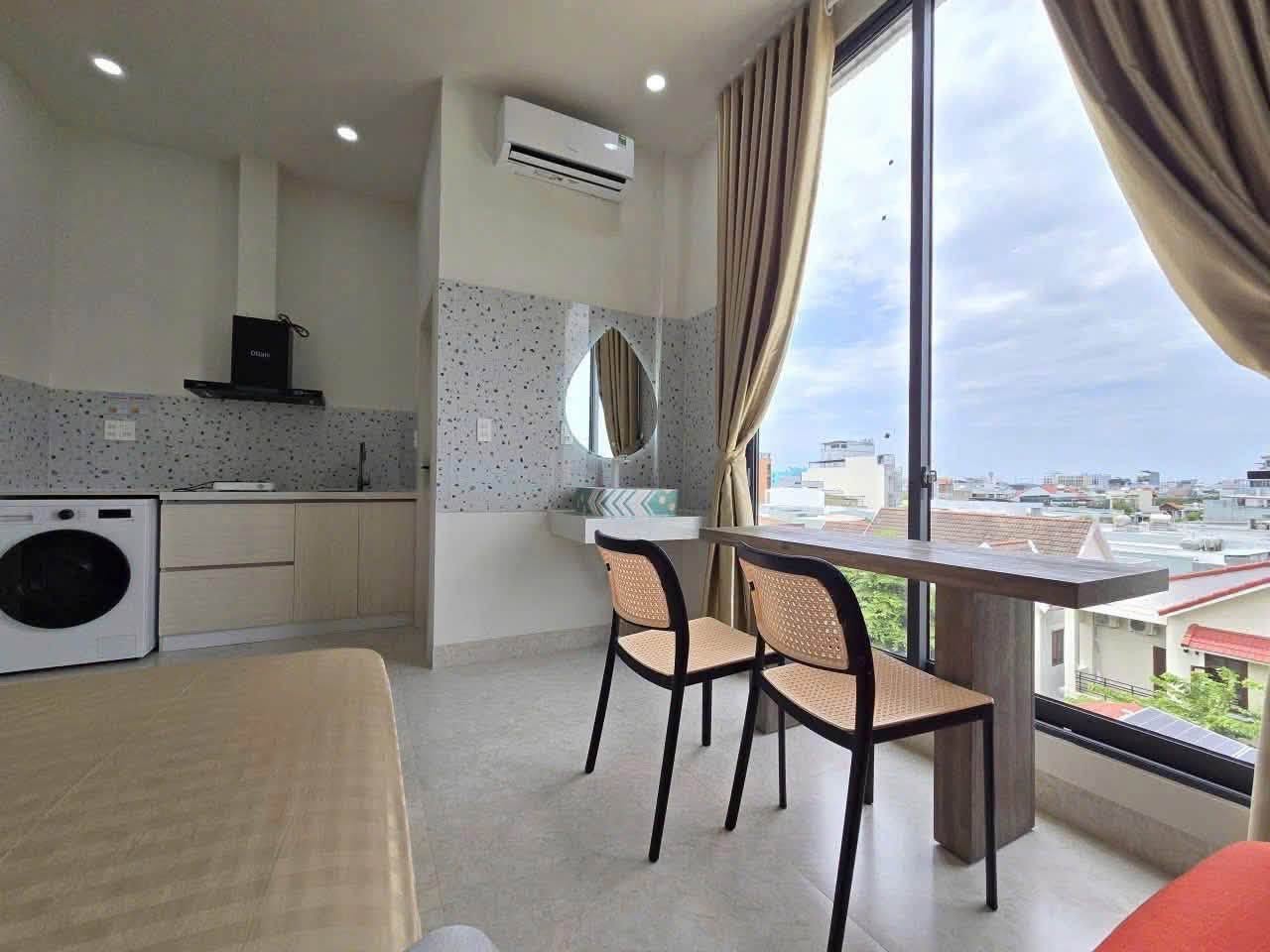 Brand-New Fully Furnished Studio on Nguyễn Quang Bích Street