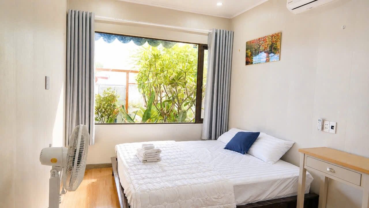 Fully Furnished 1-Bedroom Apartment near Hanoi Railway Station