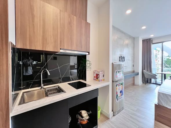 Pet-Friendly Fully Furnished Studio on Nguyen Thien Thuat Street