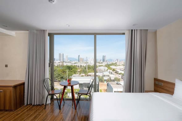 Studio for rent at Tran Thanh Mai Building P402