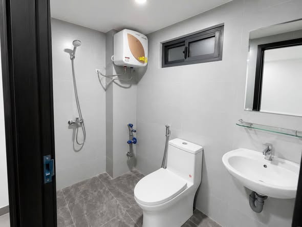 New loft with private kitchen near FPT University