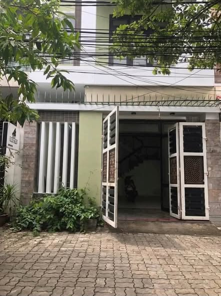 Front House for Rent on Nguyen Phuoc Thai, Thanh Khe