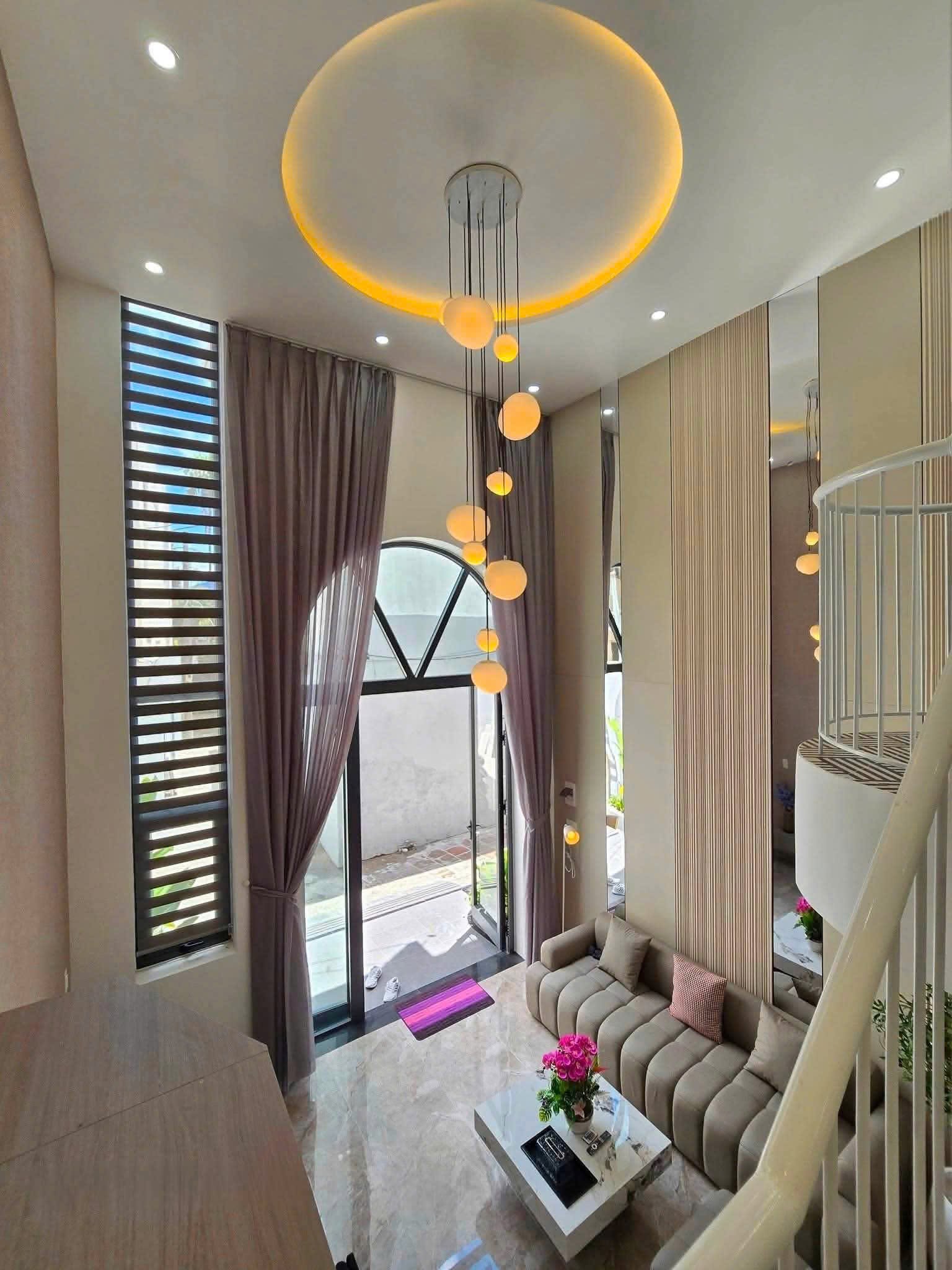 New Fully Furnished 3-Bedroom House on Tran Cao Van, Thanh Khe
