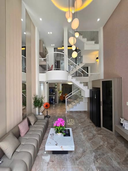 New Fully Furnished 3-Bedroom House on Tran Cao Van, Thanh Khe