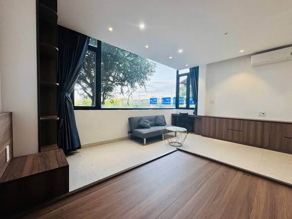 45sqm Apartment on 2/9 Street Opposite City Swimming Center