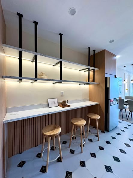 Discovery Complex 2-4BR Apartments in Cau Giay, Hanoi