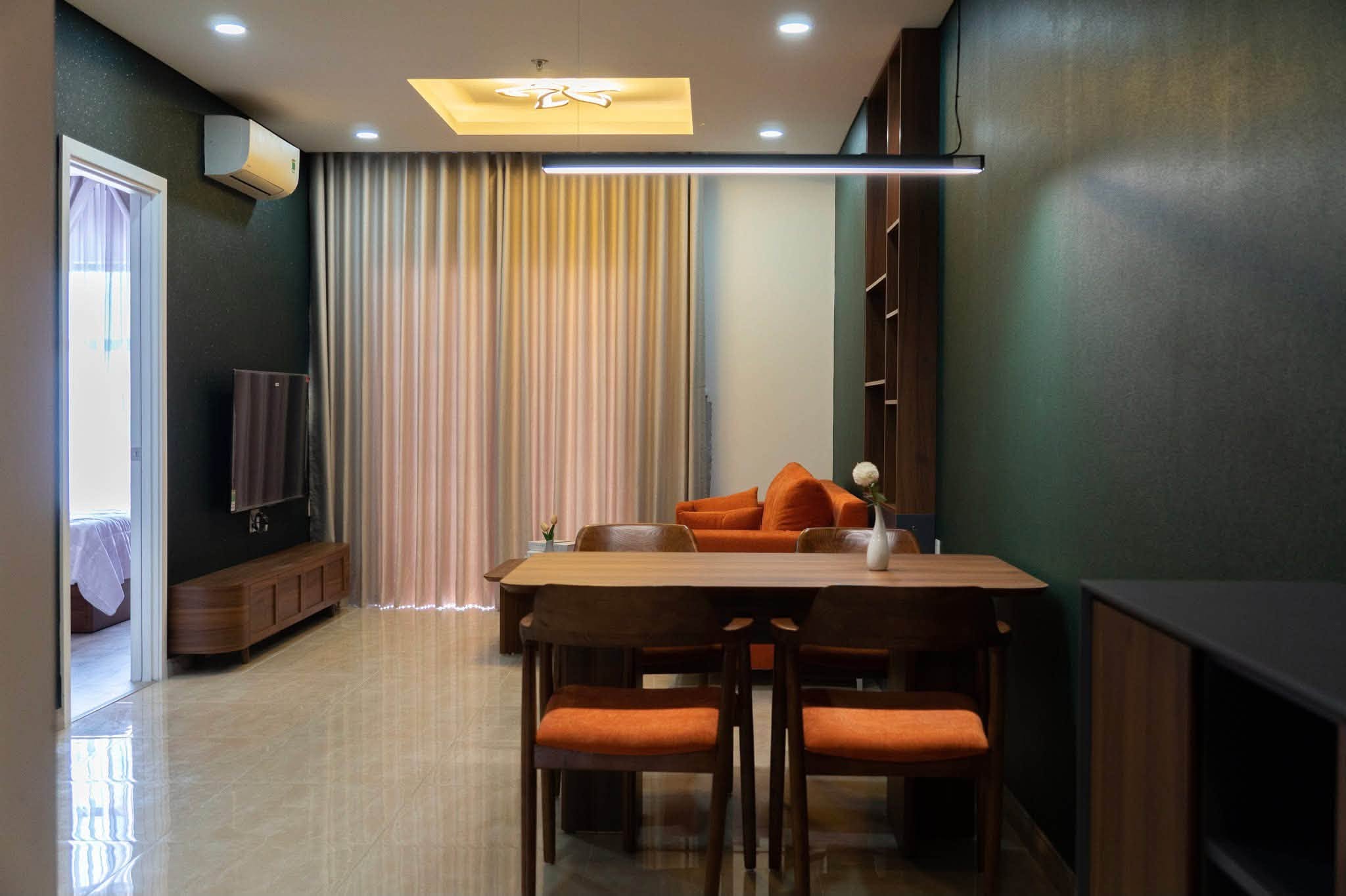 Brand-New Fully Furnished 2-Bedroom Monarchy Apartment with Han River View