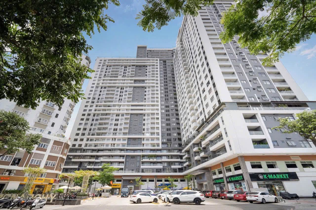 Brand-New Fully Furnished 2-Bedroom Monarchy Apartment with Han River View