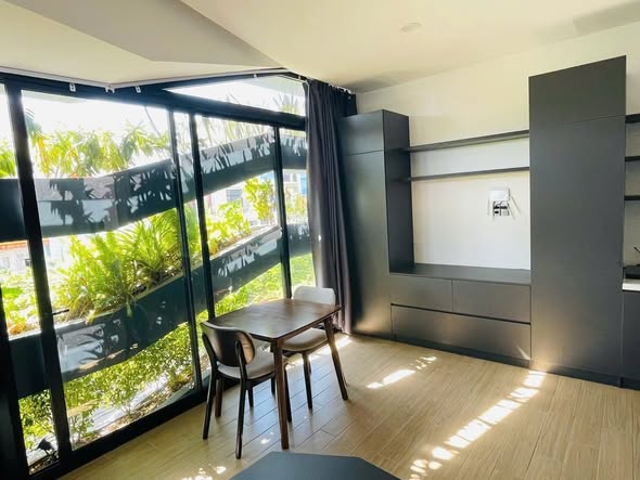 Fully furnished studio for rent on Le Thanh Nghia, Da Nang