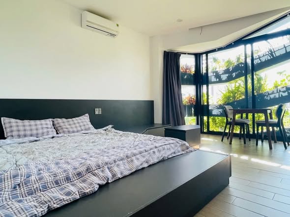 Fully furnished studio for rent on Le Thanh Nghia, Da Nang