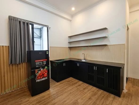 Spacious 60m2 1BR on Le Dai Hanh